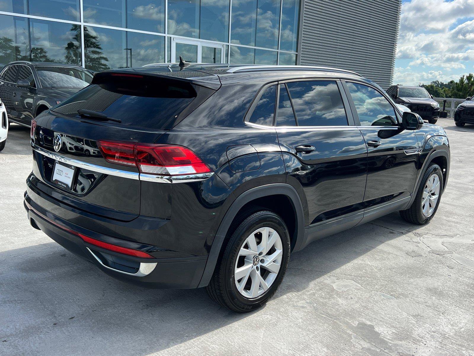 Used 2021 Volkswagen Atlas Cross Sport S FWD image 5