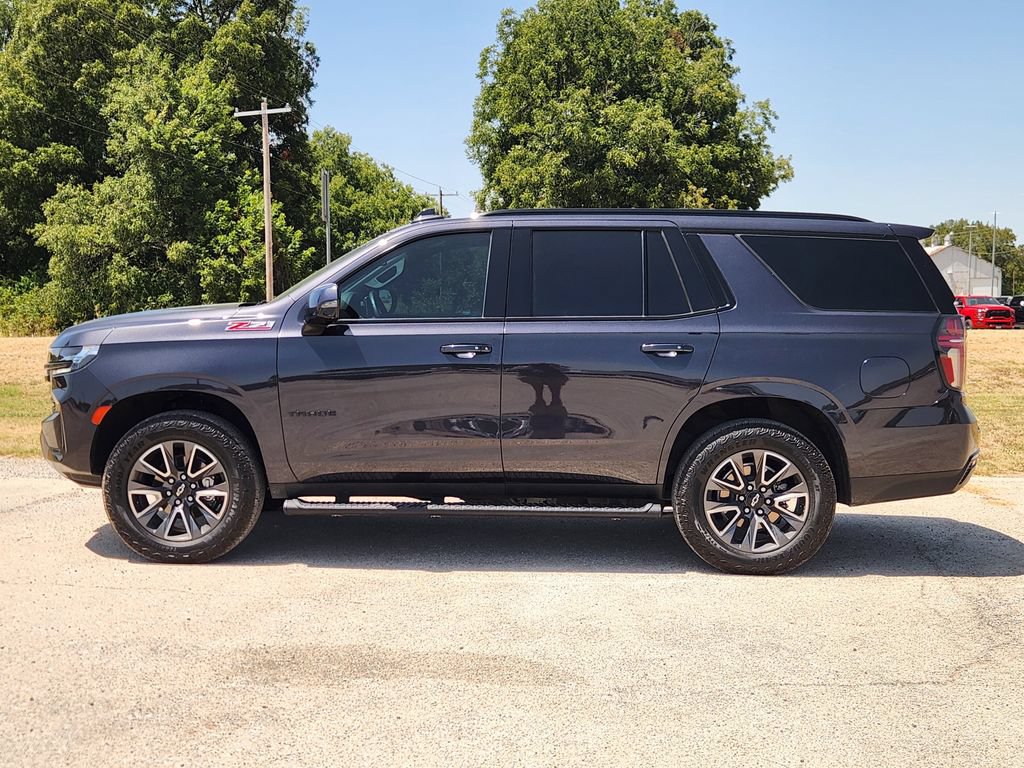 Used 2023 Chevrolet Tahoe Z71 w/ Luxury Package AWD/4WD image 4