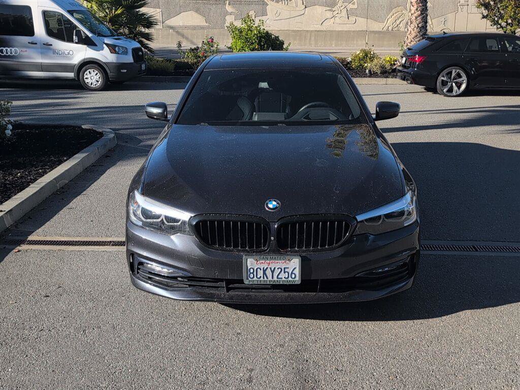 Used 2018 BMW 540i RWD image 4