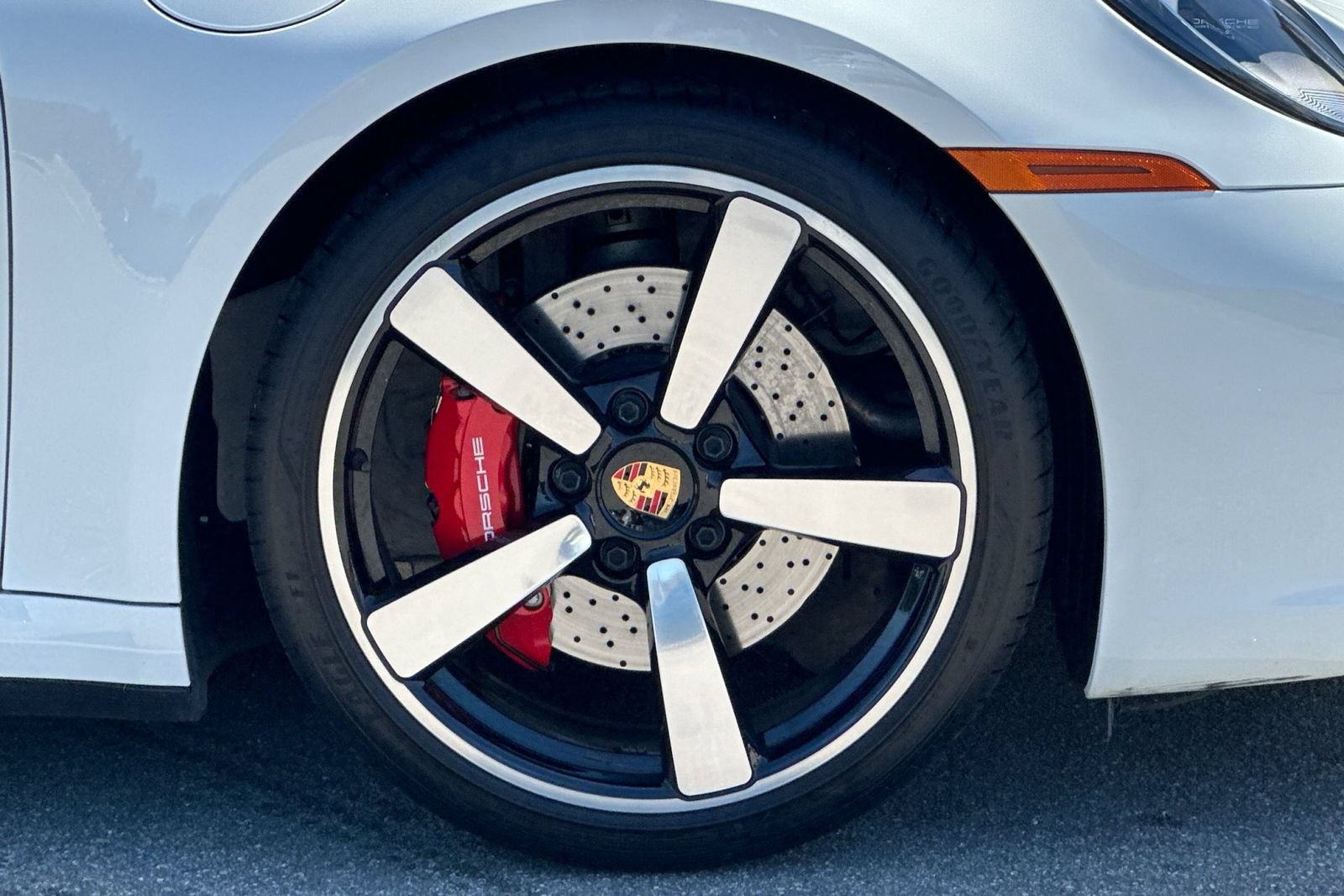 Certified 2024 Porsche 911 Carrera S RWD image 41