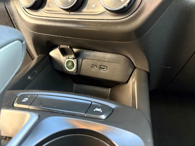 Used 2025 Chevrolet Trax LS w/ LS Convenience Package image 20