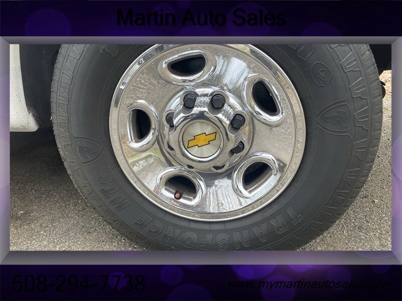 Used 2012 Chevrolet Express 2500 RWD image 11