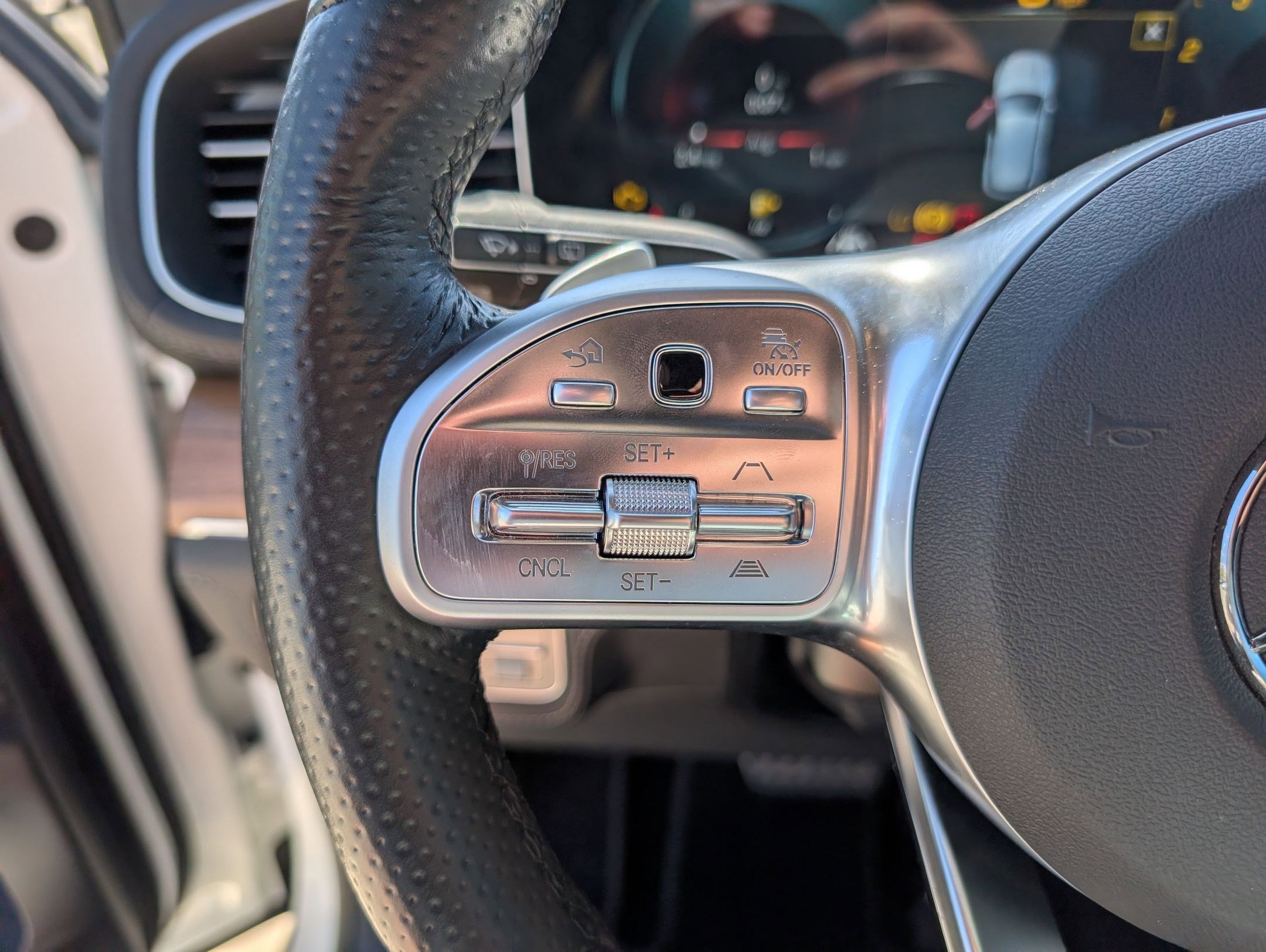 Used 2022 Mercedes-Benz GLE 450 4MATIC image 18