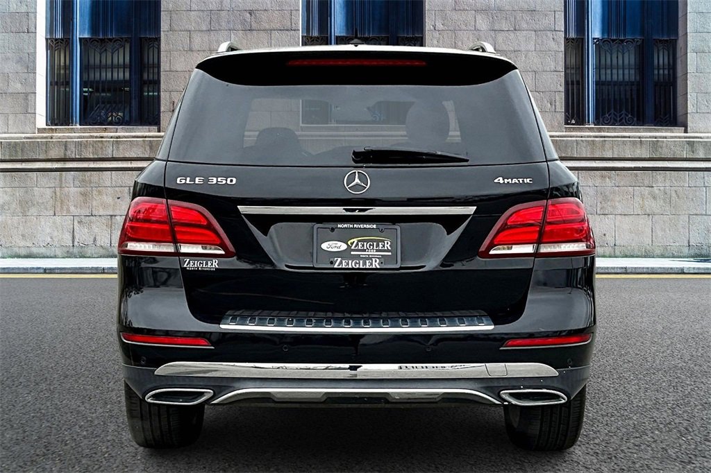 Used 2018 Mercedes-Benz GLE 350 4MATIC w/ Premium 2 Package image 4