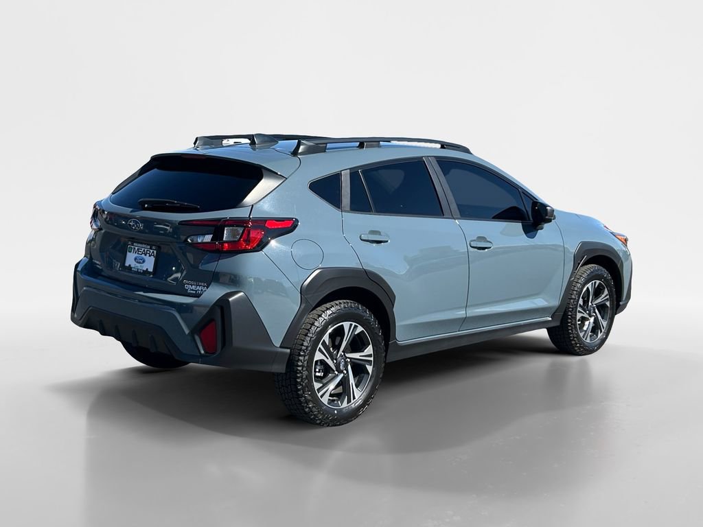 Used 2024 Subaru Crosstrek 2.0i Premium image 5