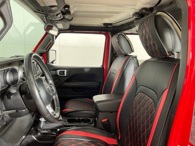 Used 2019 Jeep Wrangler Unlimited Sahara image 34