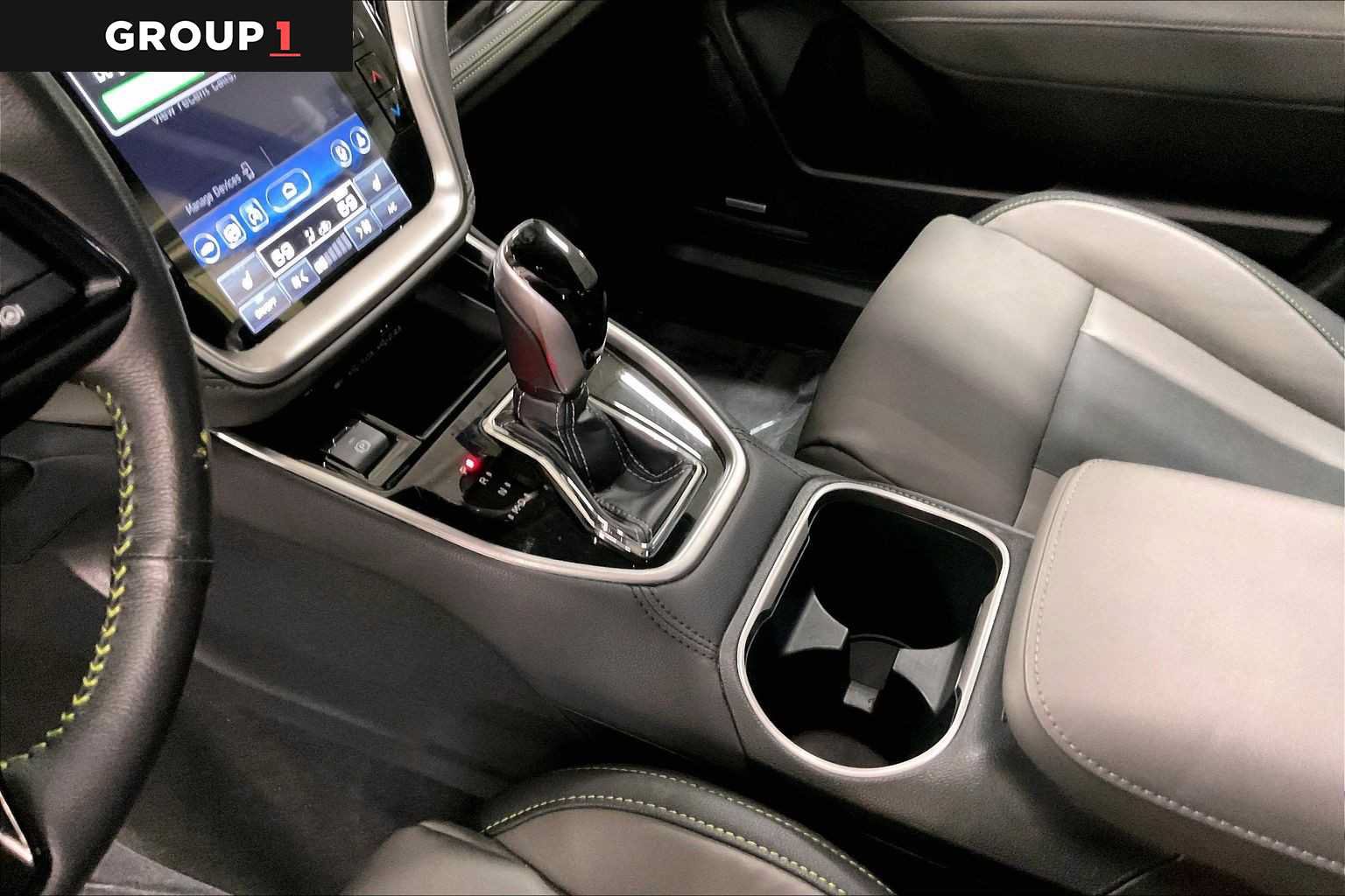 Certified 2025 Subaru Outback Onyx Edition AWD/4WD image 16