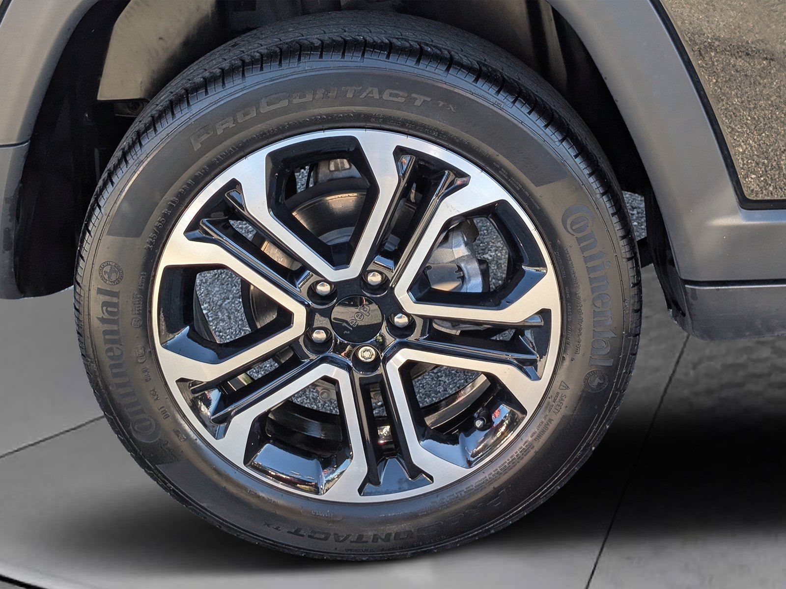 Used 2022 Jeep Compass Limited AWD/4WD image 10