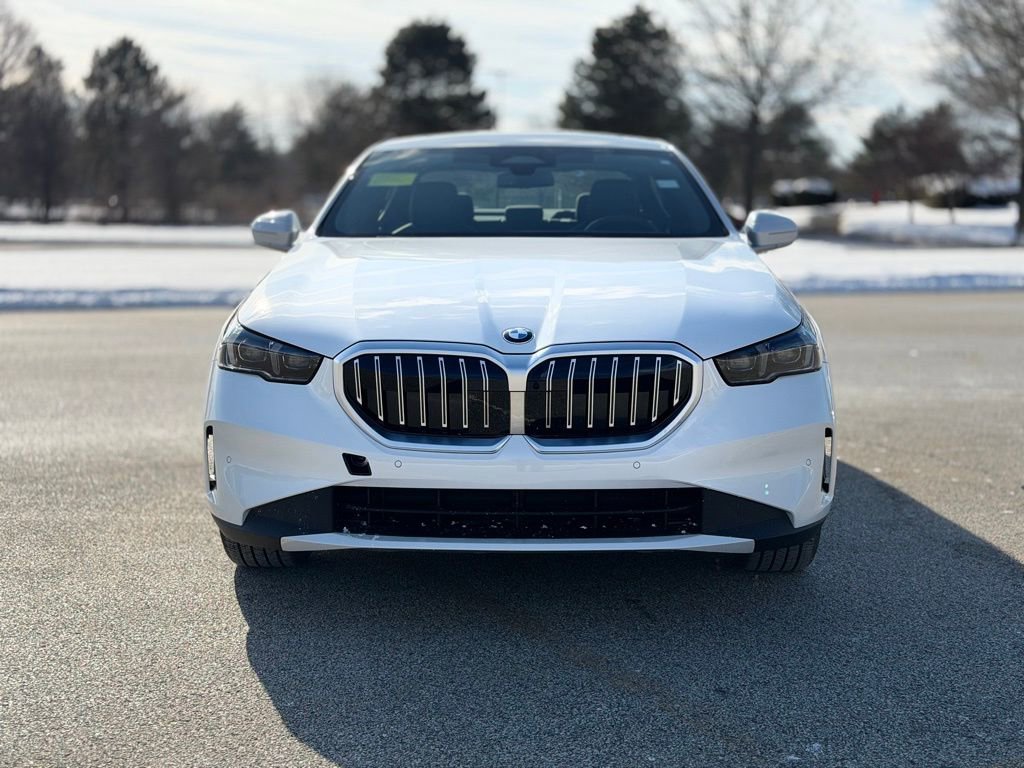 New 2026 BMW 530i xDrive w/ Premium Package AWD/4WD image 9