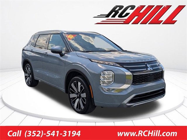 New 2025 Mitsubishi Outlander SEL image 1