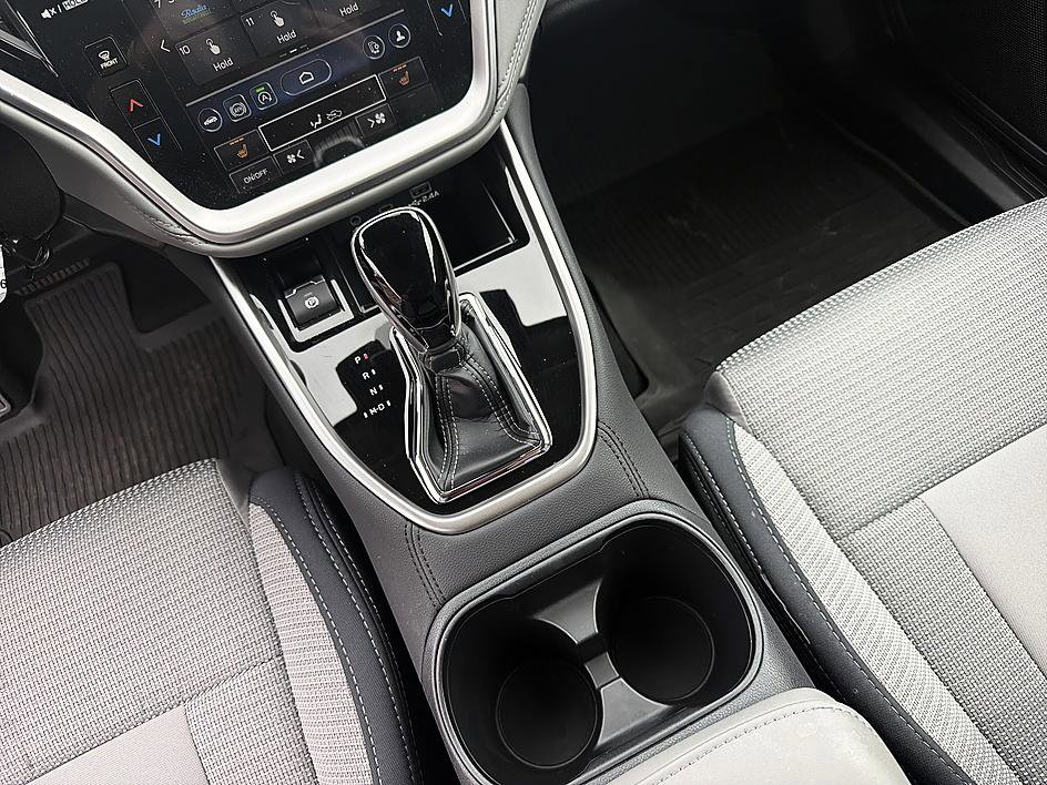 Used 2025 Subaru Outback Premium w/ Popular Package #1 image 17