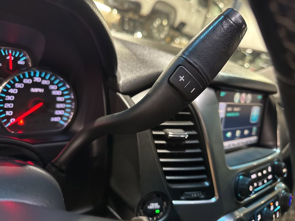 Used 2015 Chevrolet Suburban LTZ image 26