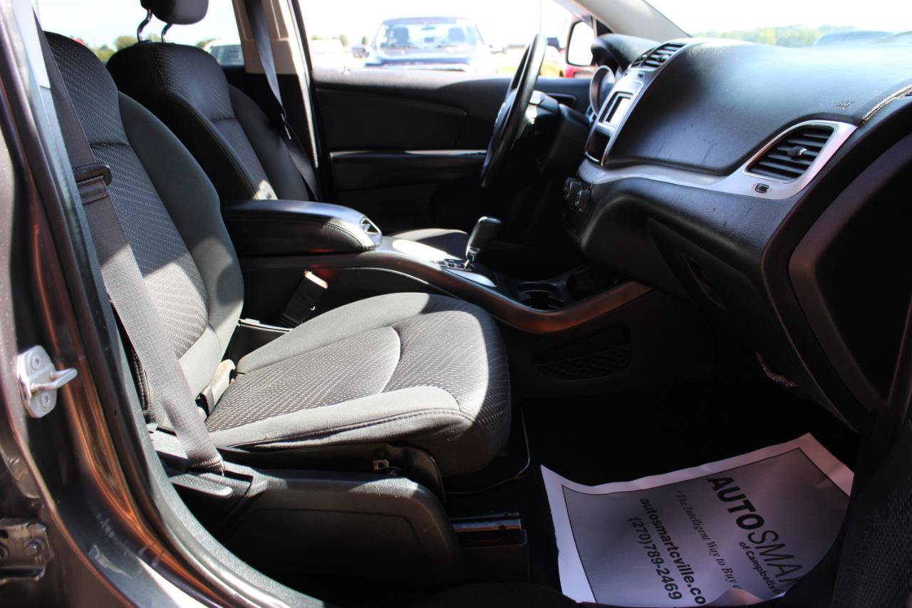 Used 2016 Dodge Journey SXT w/ Comfort/Convenience Group FWD image 43