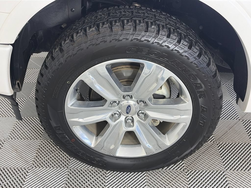 Certified 2018 Ford F150 Platinum w/ Equipment Group 701A Luxury AWD/4WD image 8
