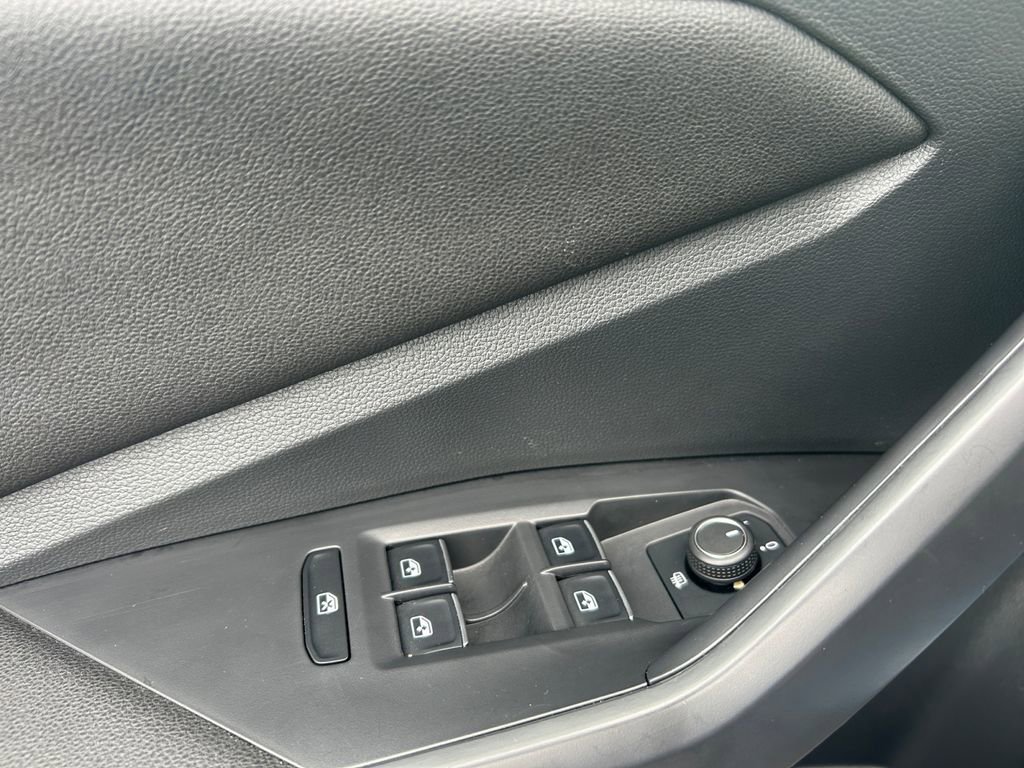 Used 2025 Volkswagen Jetta S image 23