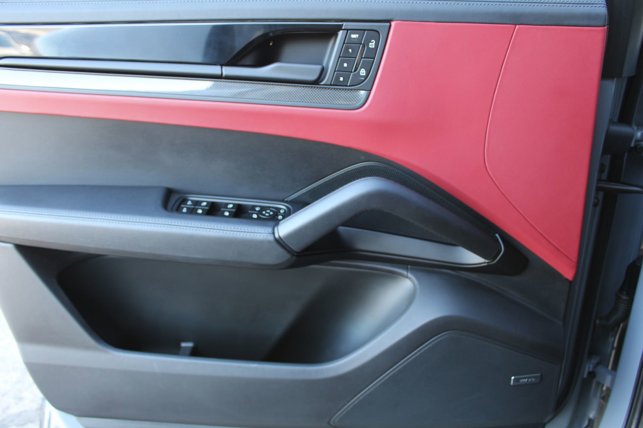 Certified 2024 Porsche Cayenne Turbo GT image 14