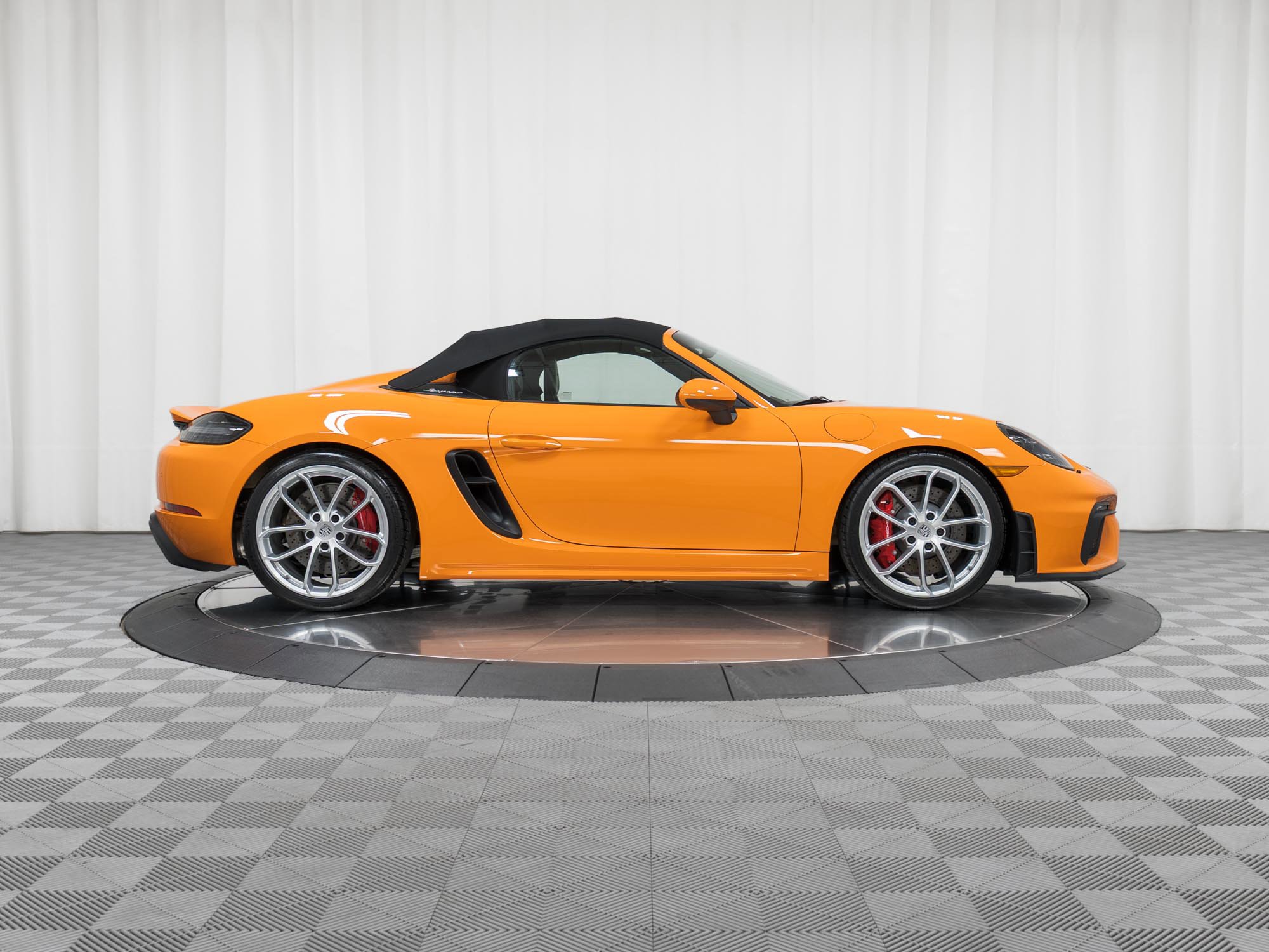 Certified 2021 Porsche 718 Boxster Spyder image 8
