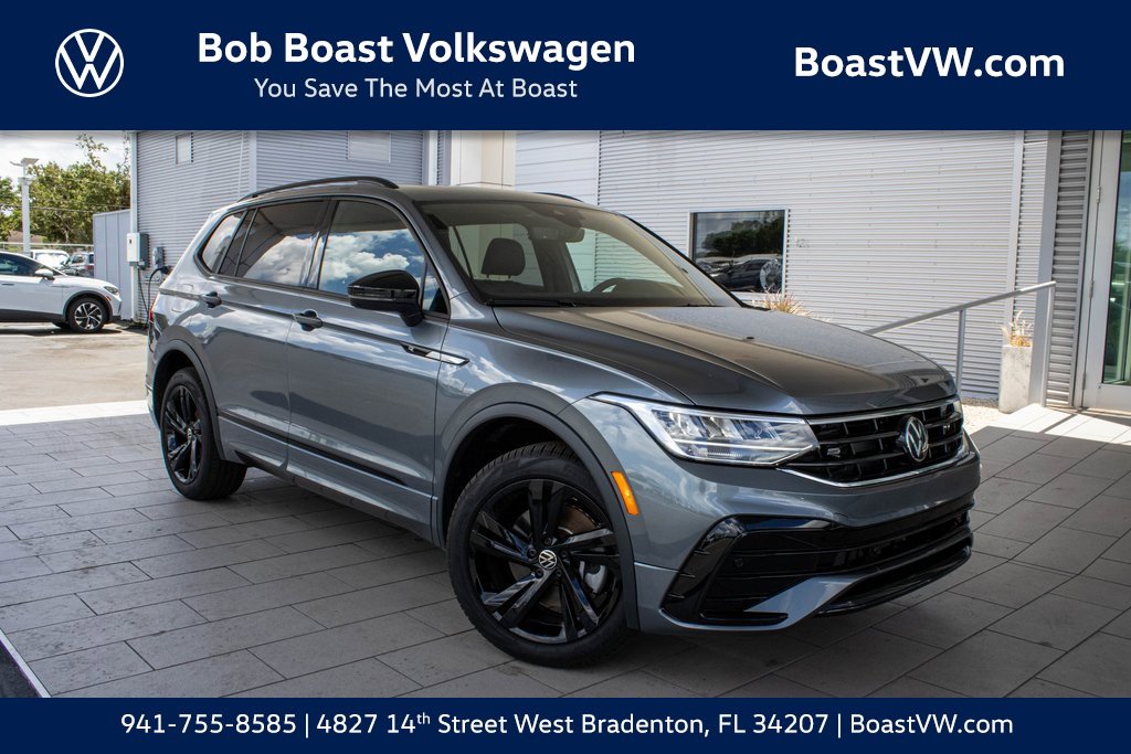 Certified 2024 Volkswagen Tiguan SE R-Line