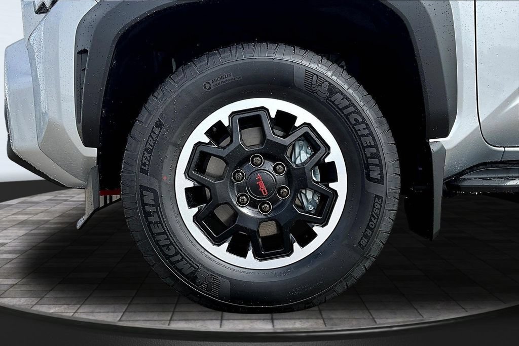 New 2026 Toyota 4Runner TRD Off-Road AWD/4WD image 14