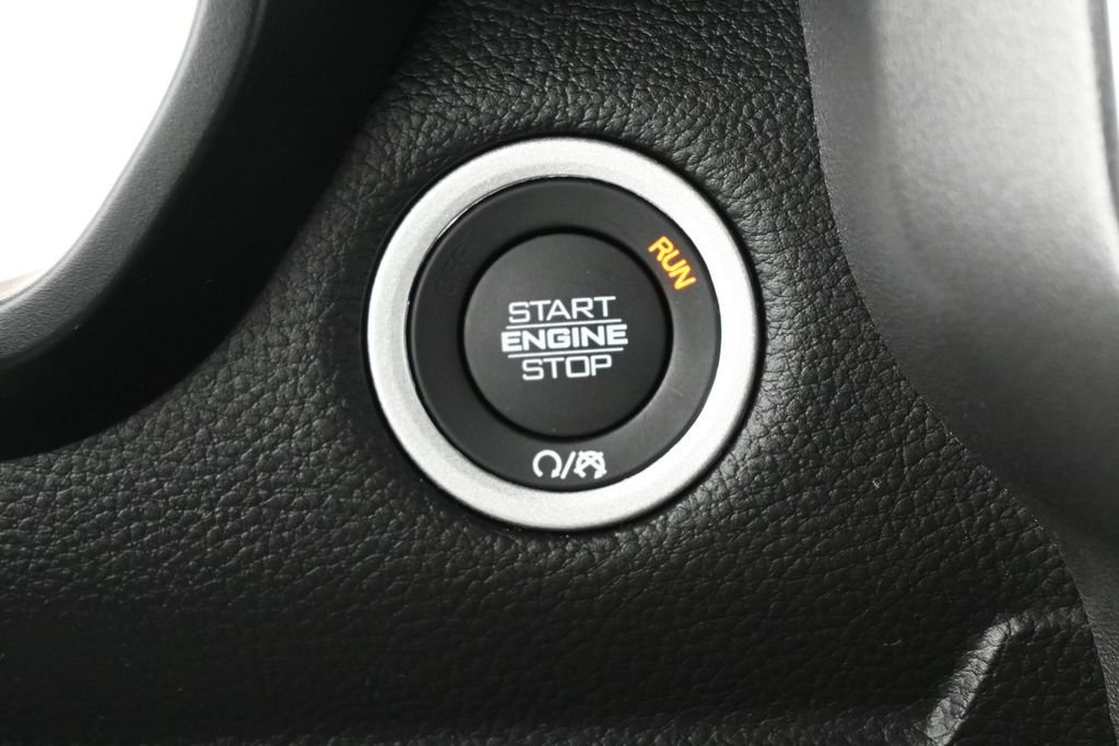 Used 2025 RAM 1500 Big Horn AWD/4WD image 25
