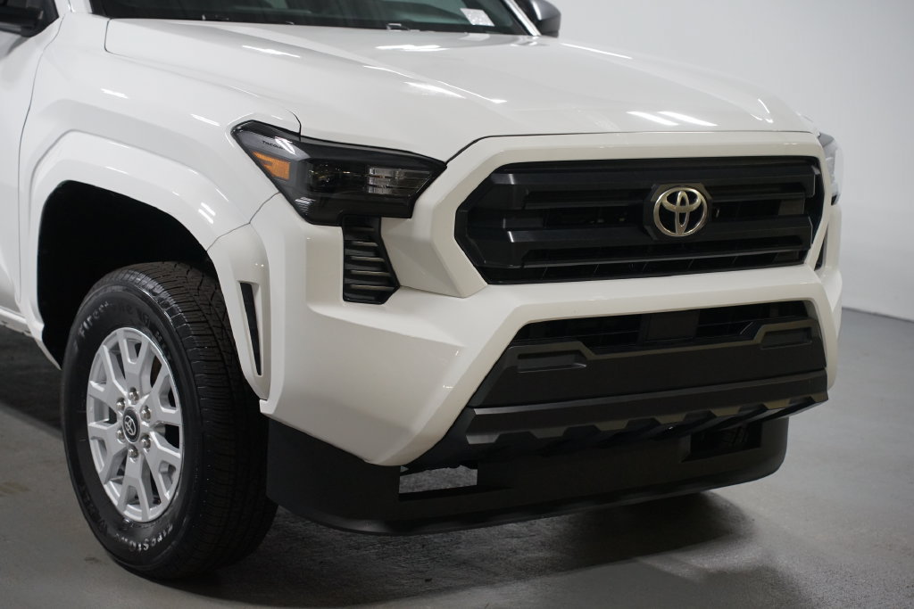 Used 2026 Toyota Tacoma SR RWD image 4