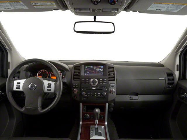 Used 2010 Nissan Pathfinder LE w/ Navigation Pkg AWD/4WD image 10