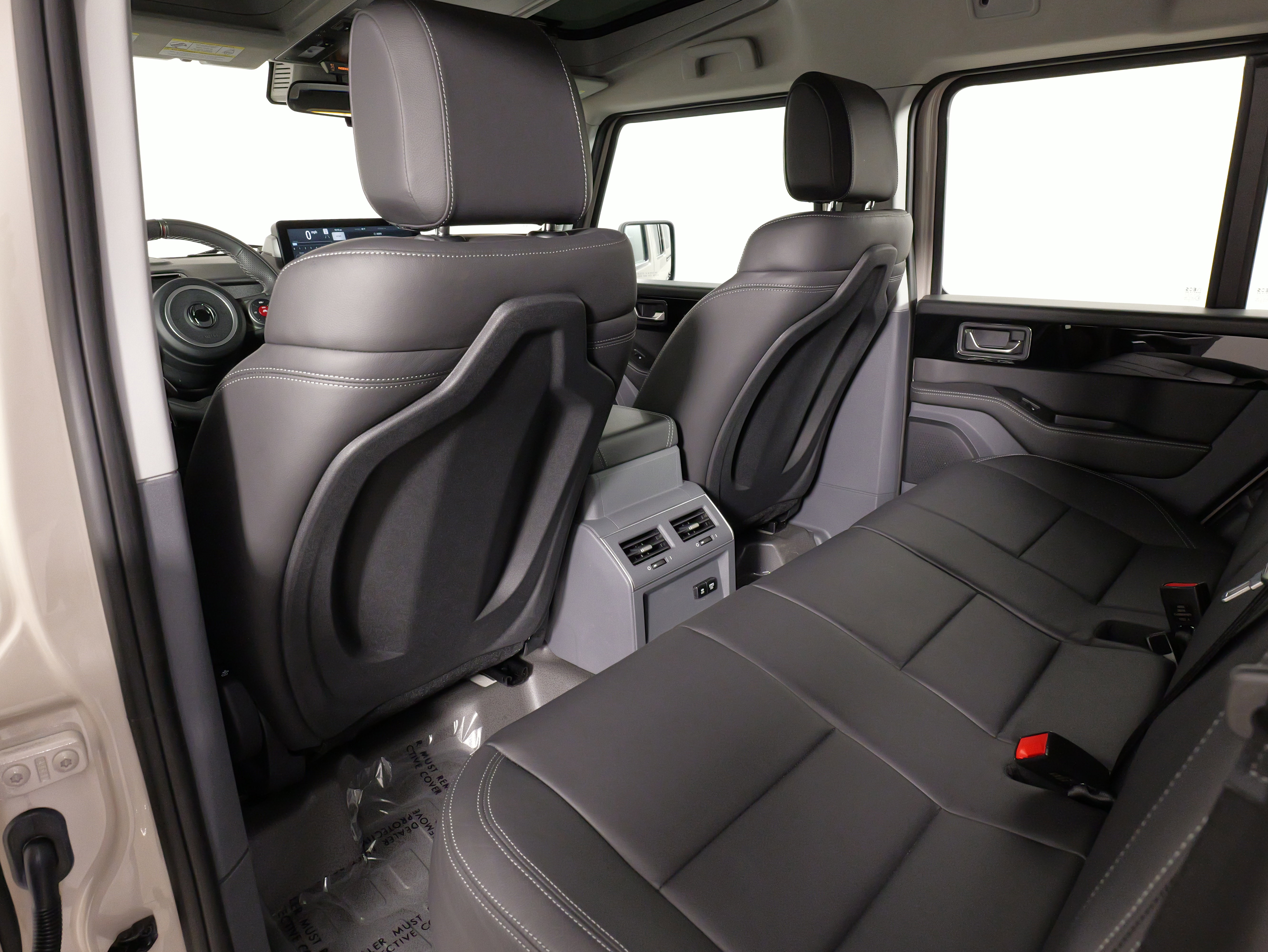 Used 2024 INEOS Grenadier Fieldmaster image 33