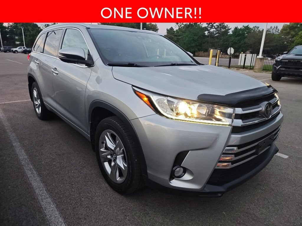 Used 2018 Toyota Highlander Limited AWD/4WD image 3