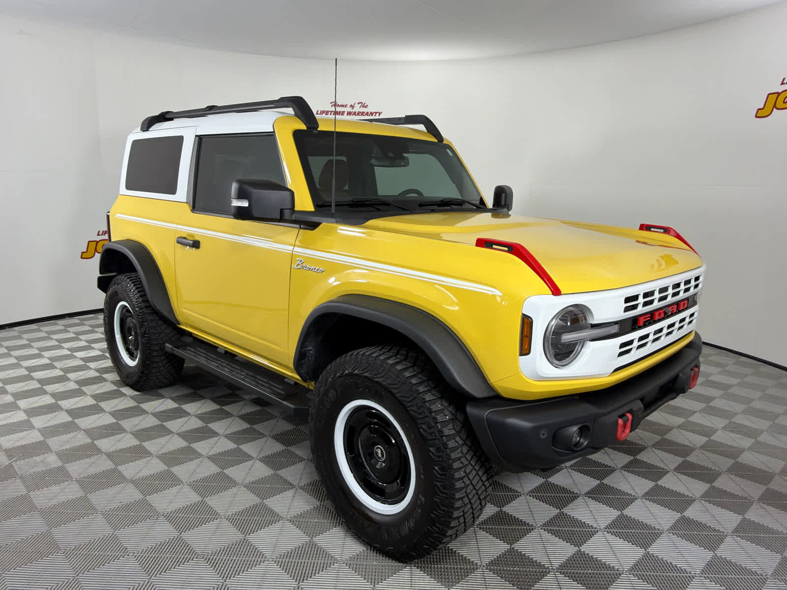 Used 2024 Ford Bronco Heritage Edition AWD/4WD image 8