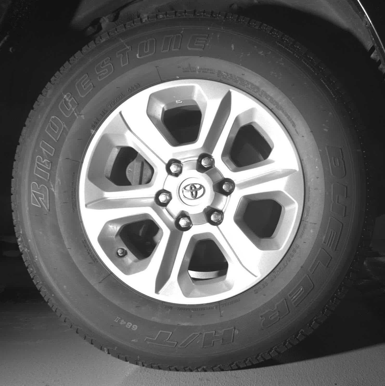 Used 2020 Toyota 4Runner SR5 image 12