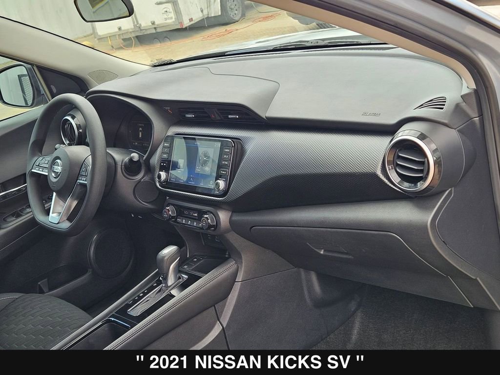 Used 2021 Nissan Kicks SV image 26