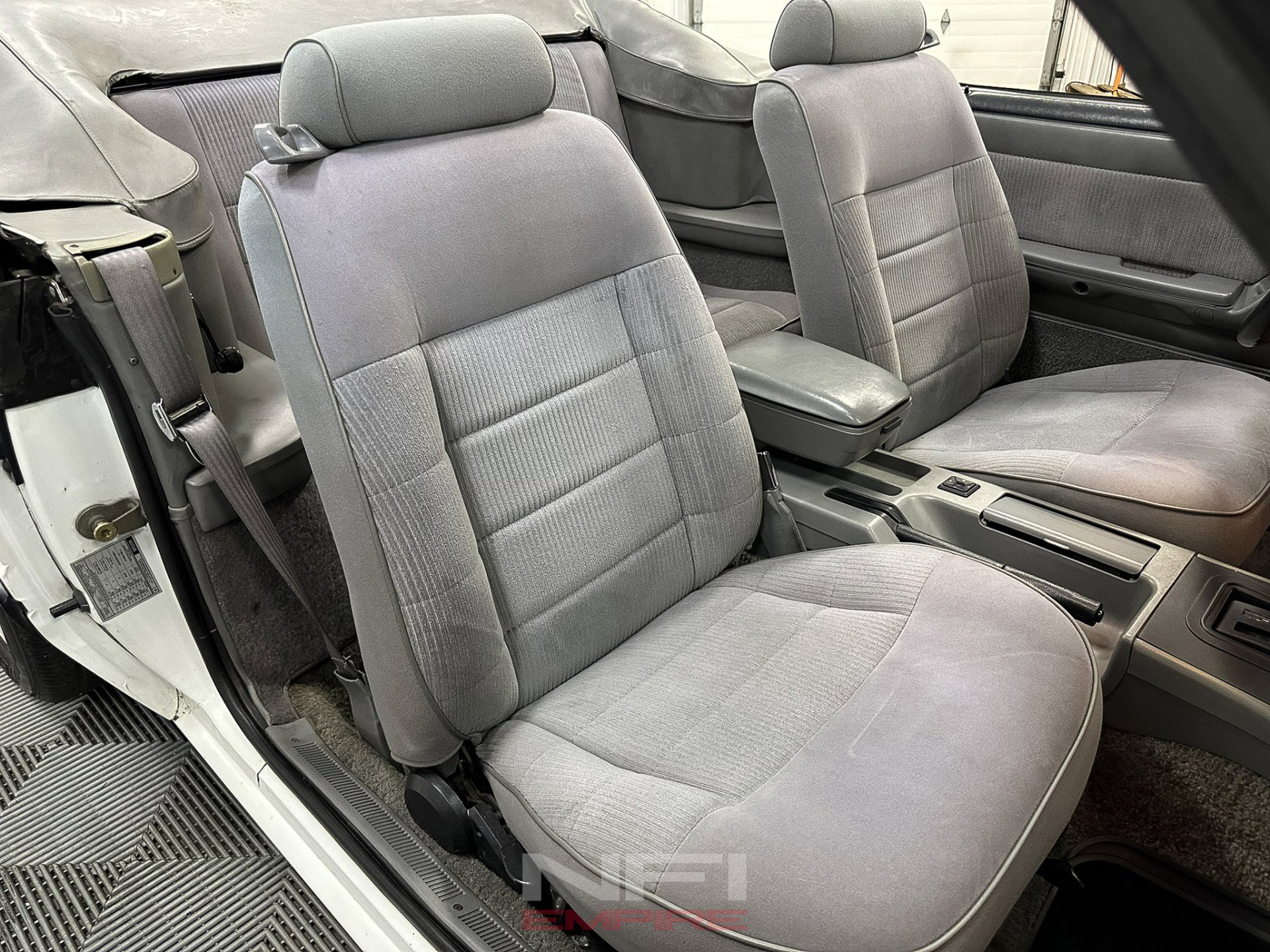 Used 1987 Ford Mustang LX image 44