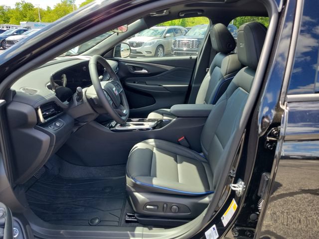 New 2026 Buick Envista Sport Touring w/ Convenience I Package FWD image 16