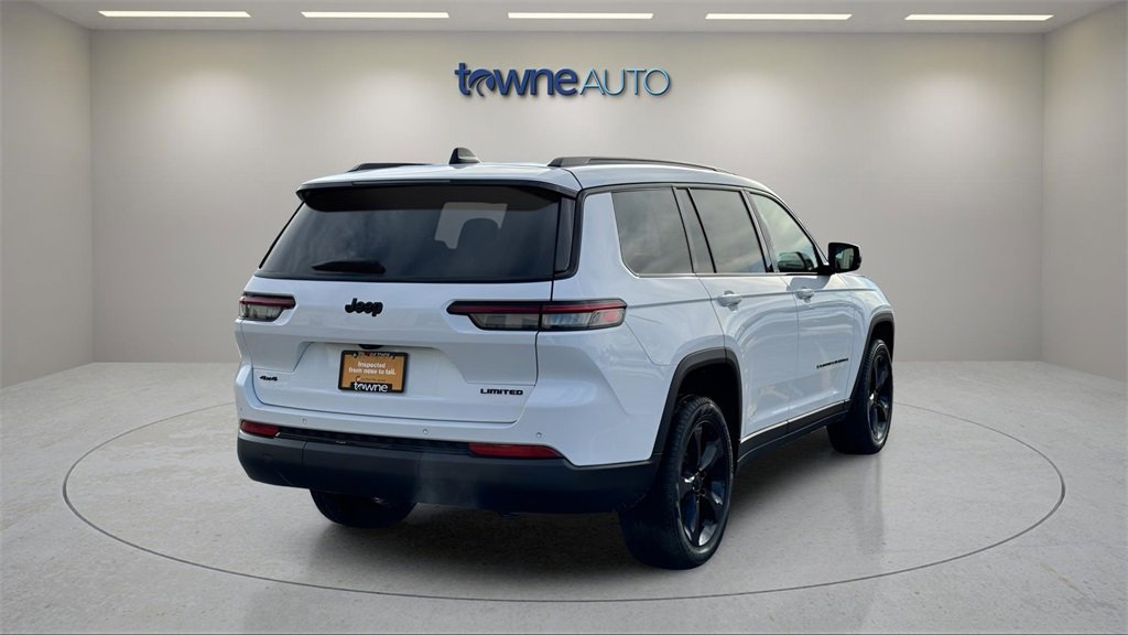 Used 2024 Jeep Grand Cherokee L Limited w/ Black Appearance Package image 5