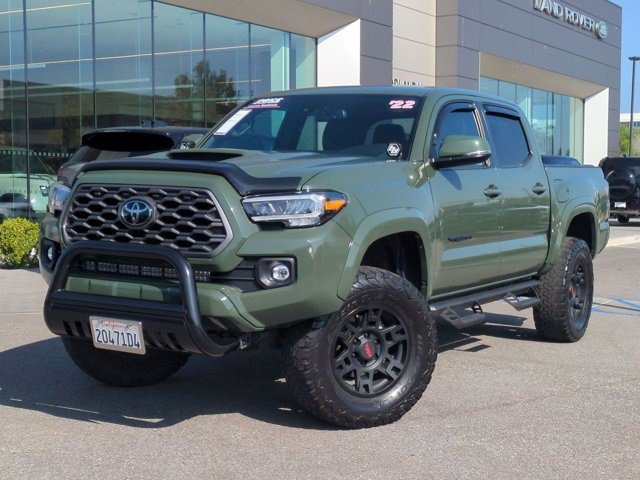 Used 2022 Toyota Tacoma TRD Sport w/ Technology Package