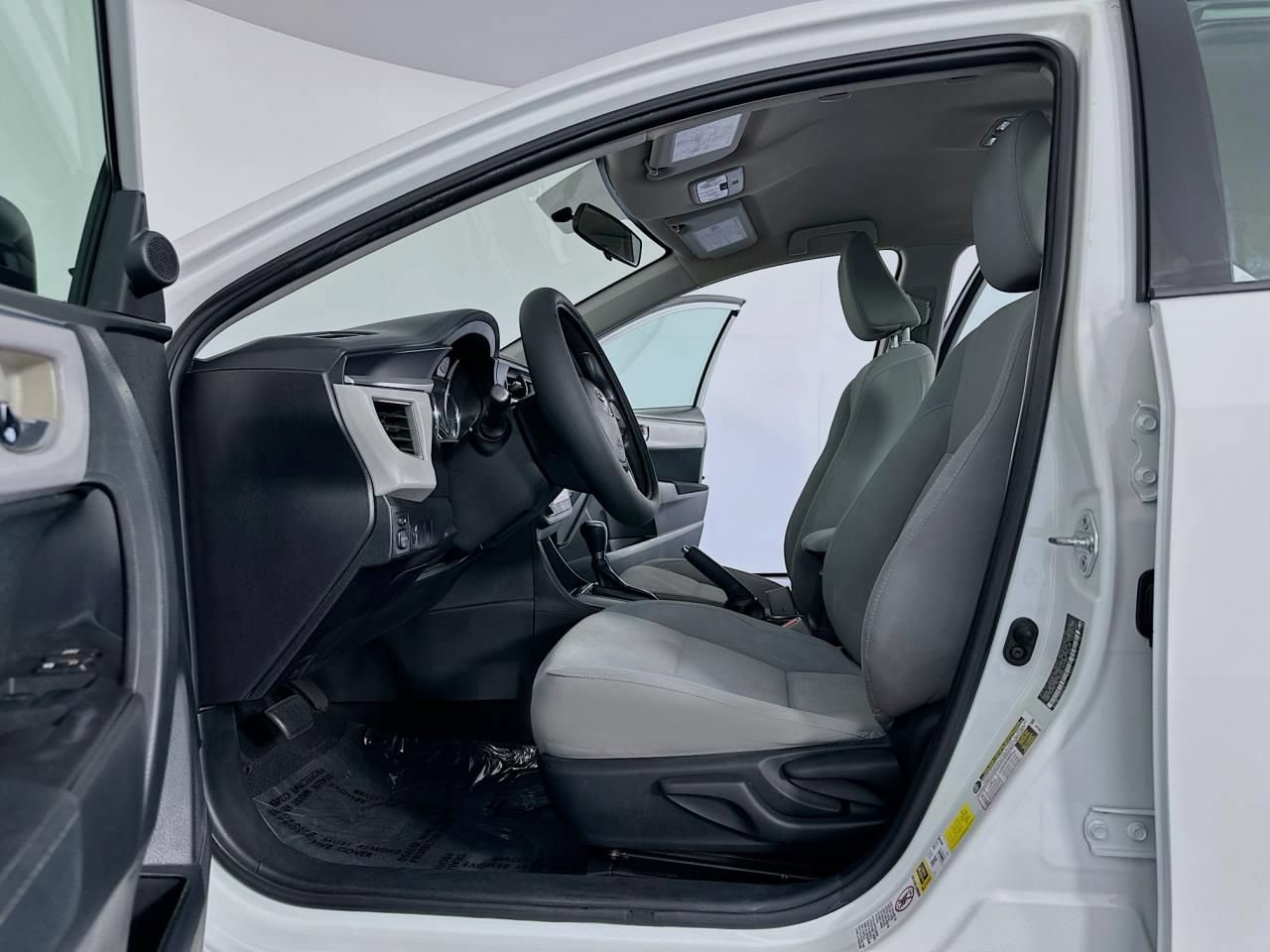 Used 2016 Toyota Corolla LE FWD image 20