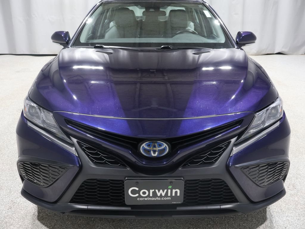 Used 2022 Toyota Camry SE image 8