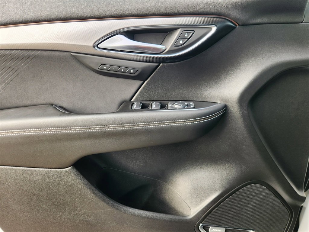 Used 2024 Buick Envision Sport Touring image 19