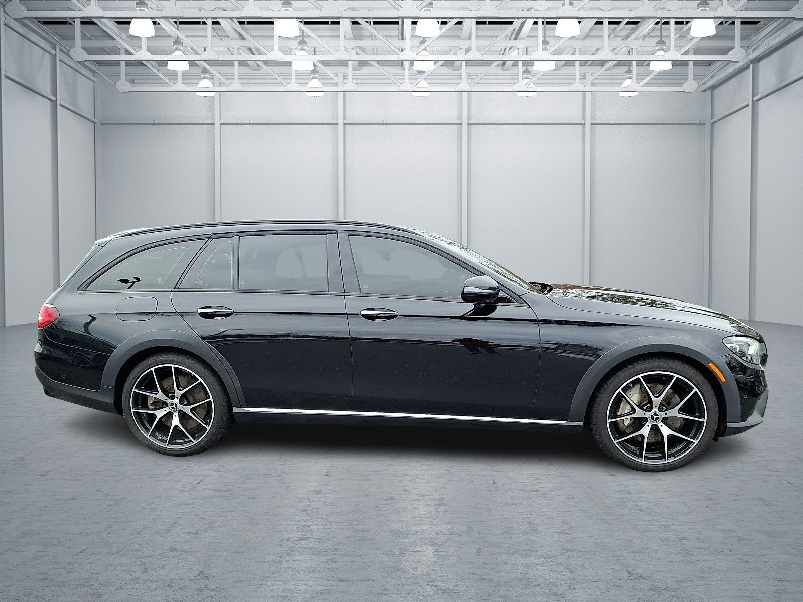 Certified 2021 Mercedes-Benz E 450 4MATIC All-Terrain Wagon image 7