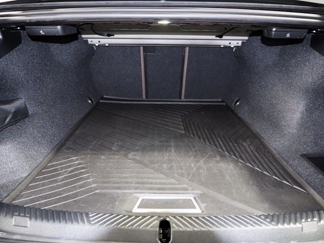 Used 2025 BMW i5 eDrive40i w/ M Sport Package image 55