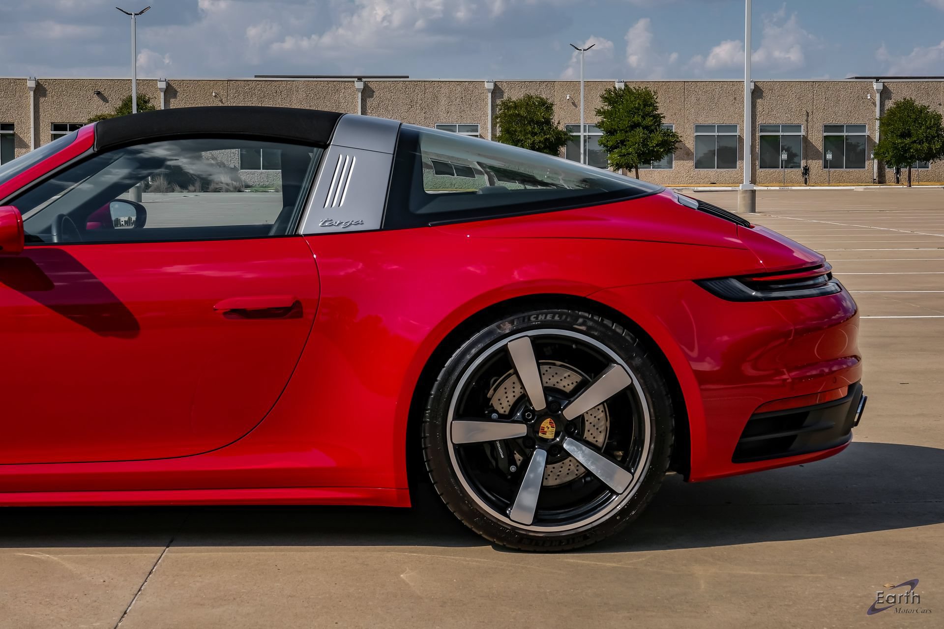 Used 2023 Porsche 911 Targa 4S AWD/4WD image 10