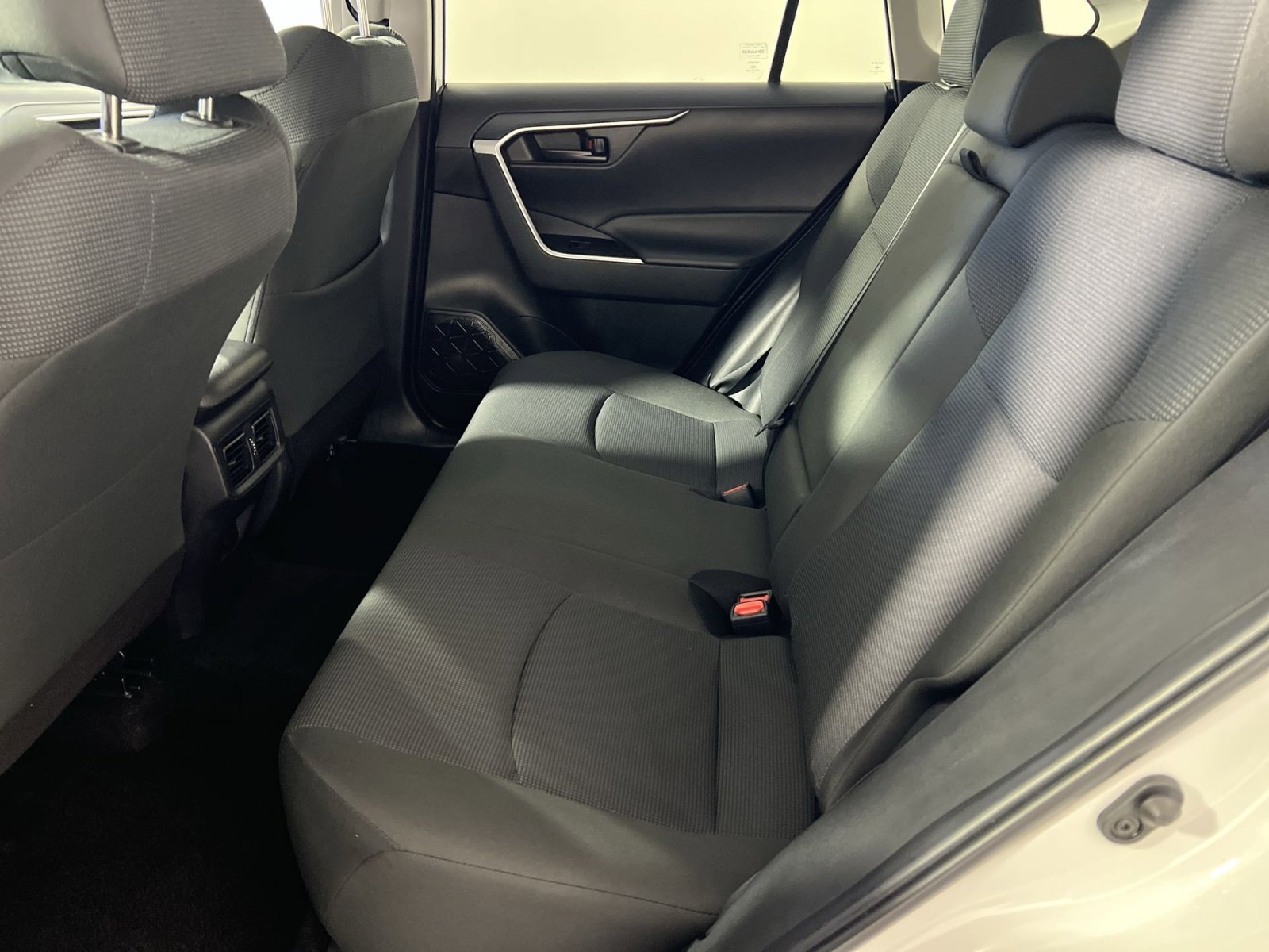 Used 2024 Toyota RAV4 LE image 25