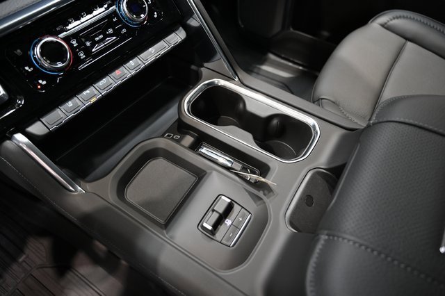 New 2026 GMC Sierra 2500 Denali w/ Denali Reserve Package image 21