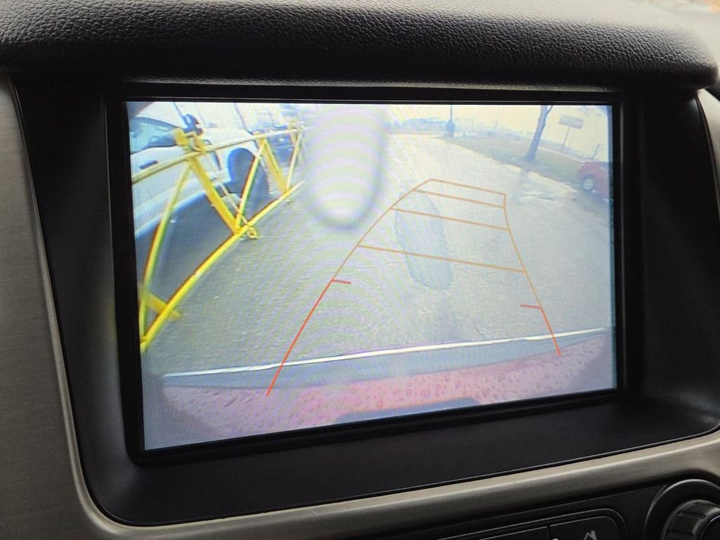 Used 2019 GMC Yukon XL Denali image 8