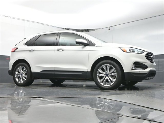 Used 2021 Ford Edge Titanium image 31