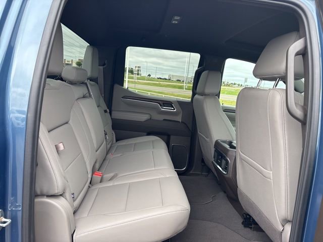 Used 2024 GMC Sierra 1500 SLT w/ SLT Convenience Package image 16