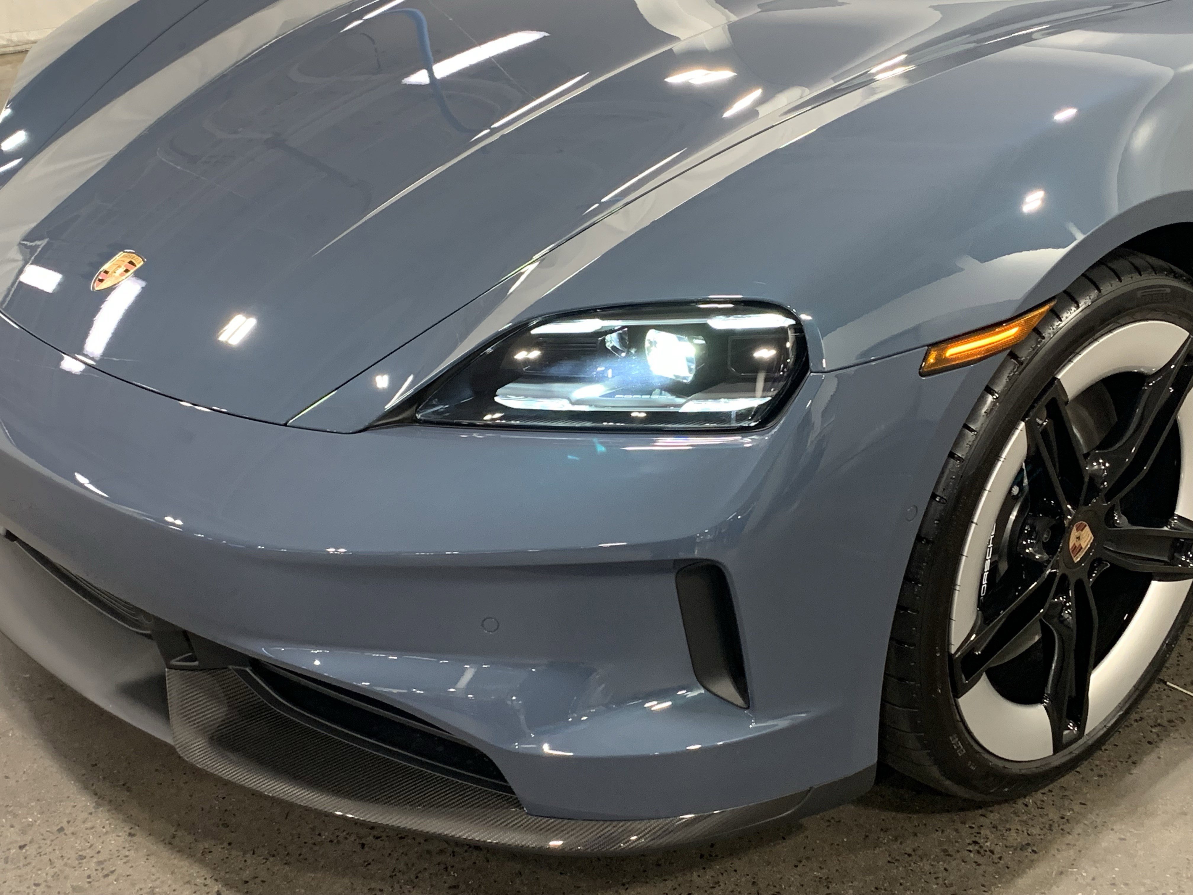 New 2026 Porsche Taycan GTS AWD/4WD image 35