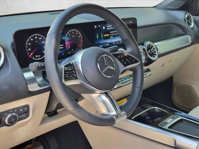 Used 2026 Mercedes-Benz GLB 250 image 11