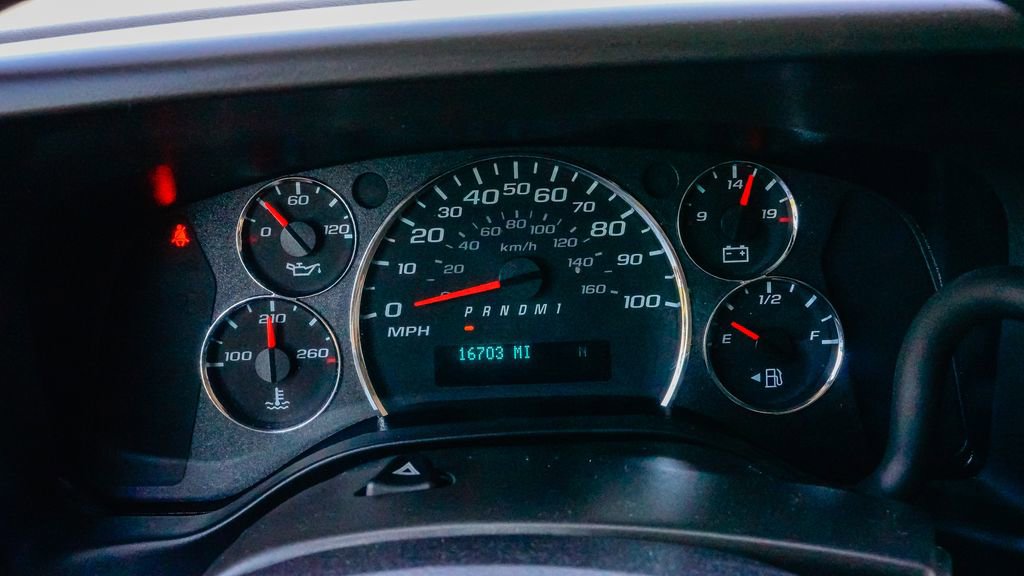 New 2026 GMC Savana 3500 LT w/ LT Preferred Equipment Group RWD image 17