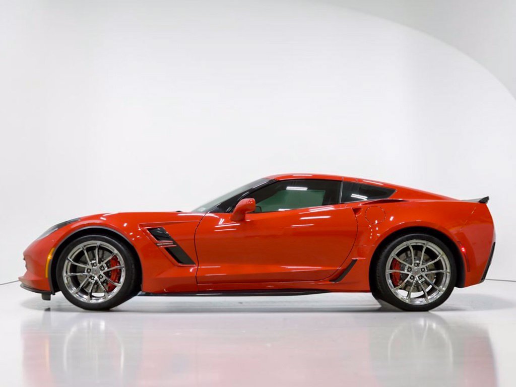 Used 2017 Chevrolet Corvette Grand Sport RWD image 6